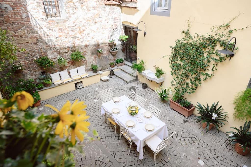 Corte Paolina - Charming Courtyard Inside Lucca Eksteriør bilde